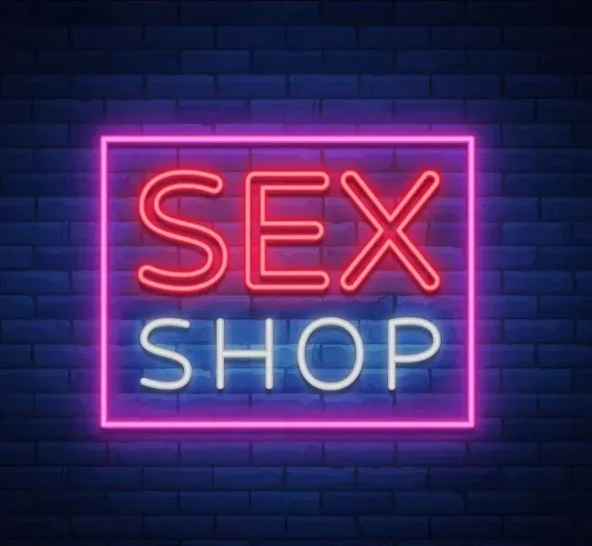Ein Sexshop wo man einen Strapon finden kann